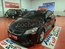 Negro Usado 2012 Kia Ceed Berlina | 4999 € (Precio justo)