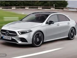 Gris / plateado Usado 2025 Mercedes A200 Berlina | 38.900 €