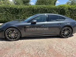 Gris / plata Usado 2021 Porsche Panamera 4 Sport Turismo Berlina | 86.000 € (Precio justo)