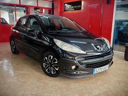 Negro Usado 2009 Peugeot 207 Sport Utilitario | 3800 € (Precio justo)