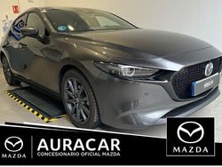 Gris / plata Usado 2024 Mazda 3 Takumi-Line Berlina | 29.750 €