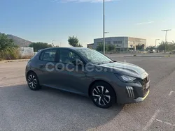 Gris / plata Usado 2024 Peugeot 208 Active Utilitario | 16.195 € (Precio justo)