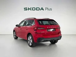 Rojo Usado 2024 Skoda Kamiq SUV | 22.300 € (Precio justo)