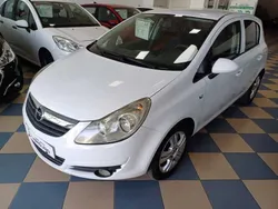 Blanco Usado 2009 Opel Corsa Essentia Utilitario | 4500 € (Precio justo)