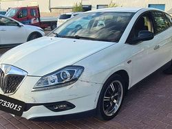 Blanco Usado 2010 Lancia Delta Utilitario | 3800 € (Super precio)