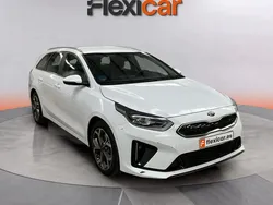 Blanco Usado 2021 Kia Ceed GT-Line Familiar | 13.470 € (Super precio)