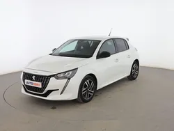 Blanco Usado 2023 Peugeot 208 Allure Utilitario | 16.499 € (Precio justo)