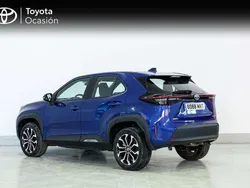 Azul Usado 2024 Toyota Yaris Cross Active SUV | 21.150 €