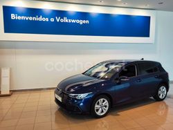 Azul Usado 2021 VW Golf VIII Berlina | 23.490 € (Caro)