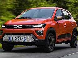 Blanco Usado 2022 Dacia Spring Essentiel Utilitario | 13.900 € (Caro)