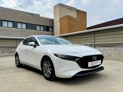 Blanco Usado 2024 Mazda 3 Prime-Line Berlina | 24.950 €