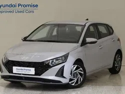 Blanco Usado 2024 Hyundai i20 Utilitario | 16.500 € (Precio justo)