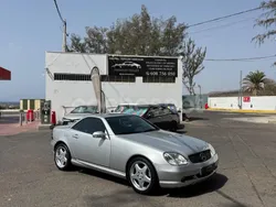 Gris / plata Usado 2000 Mercedes SLK230 Descapotable | 12.990 €
