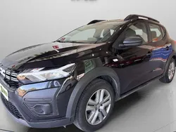Negro Usado 2023 Dacia Sandero Essentiel Utilitario | 14.490 € (Precio justo)