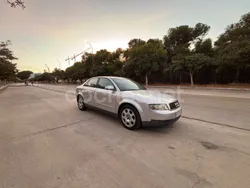 Gris / plata Usado 2003 Audi A4 Berlina | 3850 € (Precio justo)