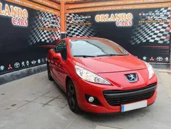 Rojo Usado 2010 Peugeot 207 CC Descapotable | 6600 € (Precio justo)