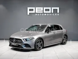 Gris / plata Usado 2019 Mercedes A200 Berlina | 28.500 € (Un poco caro)