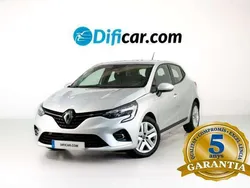 Plateado Usado 2021 Renault Clio V Evolution Utilitario | 12.490 € (Precio justo)