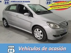 Plateado Usado 2005 Mercedes B180 Monovolumen | 3990 € (Precio justo)