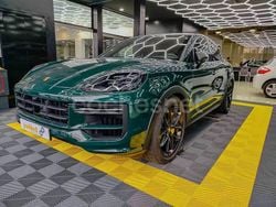 Verde Usado 2024 Porsche Cayenne Turbo E-Hybrid SUV | 210.000 €
