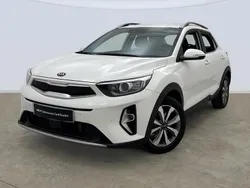 Blanco Usado 2021 Kia Stonic SUV | 18.195 € (Un poco caro)