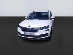Blanco Usado 2021 Skoda Karoq Ambition SUV | 23.600 € (Precio justo)