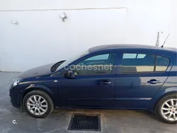 Azul Usado 2005 Opel Astra Enjoy Berlina | 4000 € (Precio justo)