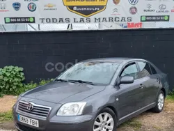 Gris / plata Usado 2006 Toyota Avensis Executive Berlina | 3250 € (Precio justo)