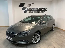 Gris / plata Usado 2017 Opel Astra Excellence Familiar | 10.400 € (Precio justo)