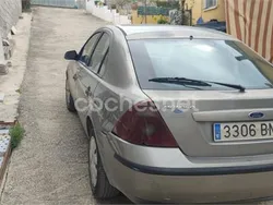 Usado 2001 Ford Mondeo Trend Berlina | 1500 € (Precio justo)