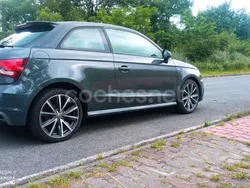 Gris / plata Usado 2015 Audi A1 Utilitario | 9800 € (Super precio)