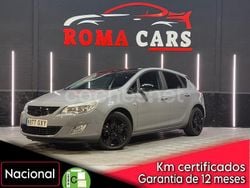 Gris / plata Usado 2010 Opel Astra Sport Berlina | 5890 € (Precio justo)