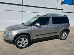 Gris / plata Usado 2012 Skoda Yeti Ambition SUV | 4990 € (Buen precio)