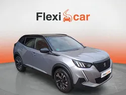 Gris Usado 2023 Peugeot 2008 GT SUV | 17.290 € (Buen precio)