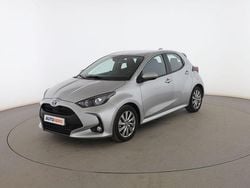 Plata Usado 2024 Toyota Yaris Hybrid Active Utilitario | 22.899 € (Un poco caro)
