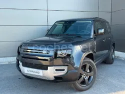 Gris / plata Usado 2024 Land Rover Defender SE SUV | 88.900 € (Un poco caro)