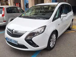 Blanco Usado 2013 Opel Zafira Tourer Excellence Monovolumen | 12.900 € (Caro)