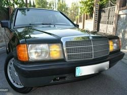 Beige Begagnad 1983 Mercedes 190 Elegance Sedan | 8700 €