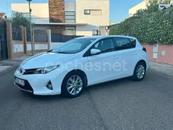 Blanco Usado 2015 Toyota Auris Active Berlina | 7900 € (Precio justo)