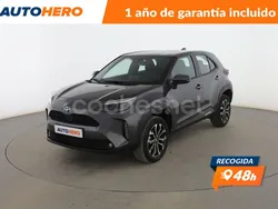 Gris / plata Usado 2023 Toyota Yaris Cross Active SUV | 24.899 € (Precio justo)