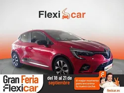 Rojo Usado 2023 Renault Clio V Techno Berlina | 14.990 € (Buen precio)