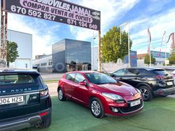 Granate Usado 2012 Renault Mégane III Dynamique Berlina | 5999 € (Precio justo)