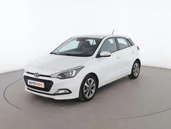Blanco Usado 2015 Hyundai i20 Utilitario | 9199 € (Precio justo)