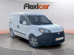 Blanco Usado 2020 Fiat Doblò Easy Plus Monovolumen | 10.290 € (Precio justo)