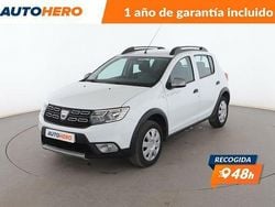 Blanco Usado 2019 Dacia Sandero Essentiel Berlina | 9799 € (Precio justo)