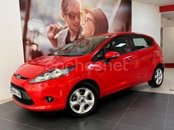 Rojo Usado 2012 Ford Fiesta Trend Utilitario | 6490 € (Precio justo)