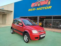 Rojo Usado 2011 Fiat Panda 4x4 Climbing Utilitario | 7990 €