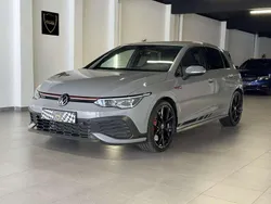Gris Usado 2022 VW Golf VIII GTI Utilitario | 35.500 € (Buen precio)
