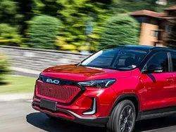 Rojo Usado 2023 EVO Evo 5 SUV | 20.217 € (Un poco caro)