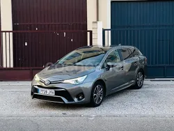 Marrón Usado 2017 Toyota Avensis Business Edition Familiar | 15.990 € (Buen precio)